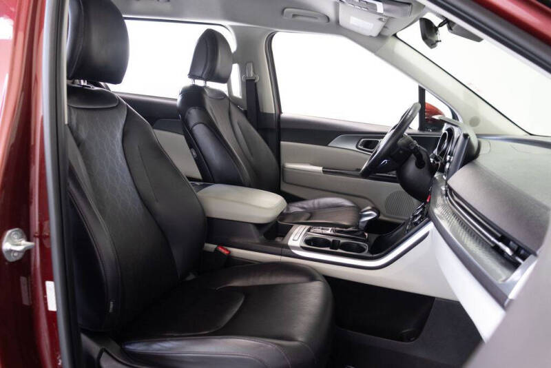 2024 Kia Carnival