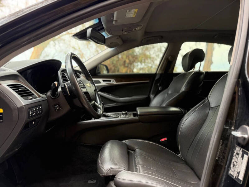 2015 Hyundai Genesis