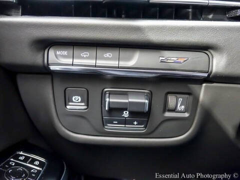 2025 Cadillac Escalade-V