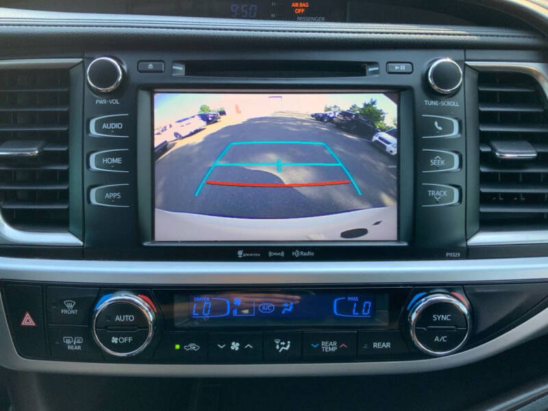 2017 Toyota Highlander LE Plus