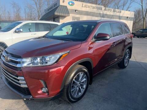 2018 Toyota Highlander for sale at Lighthouse Auto Sales in Holland MI
