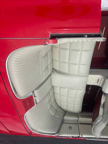 1966 Ford Thunderbird