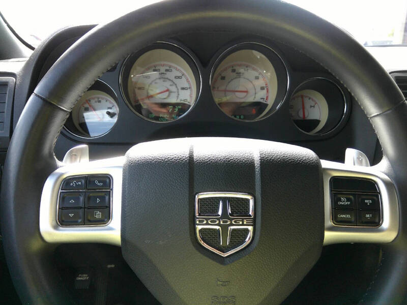 2014 Dodge Challenger SXT
