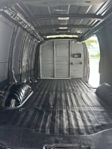 2018 Chevrolet Express 2500