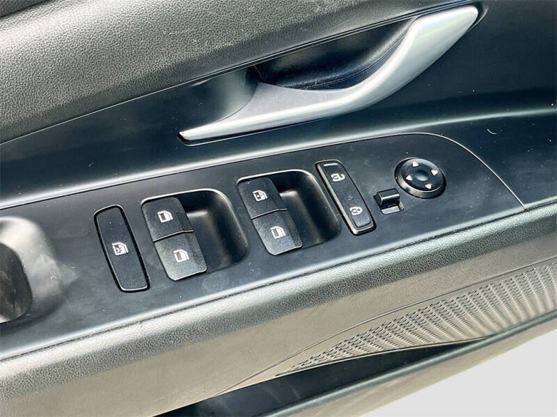 2022 Hyundai Elantra