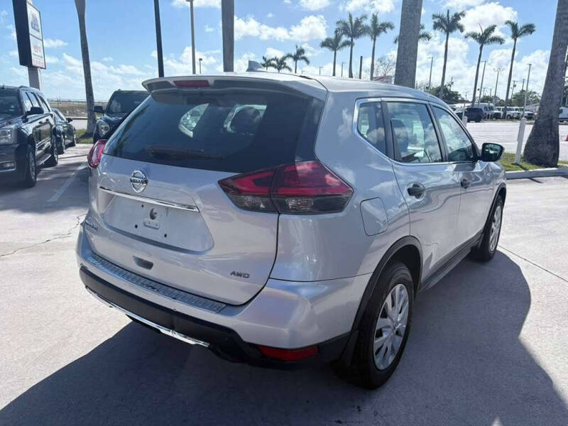 2017 Nissan Rogue S