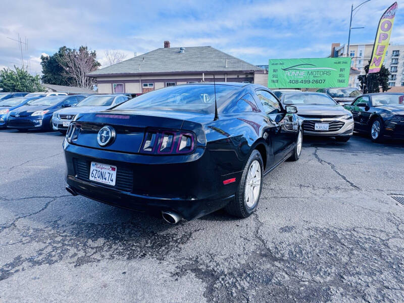 2013 Ford Mustang V6 Premium