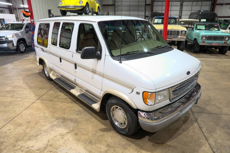 2002 Ford E-Series E-150
