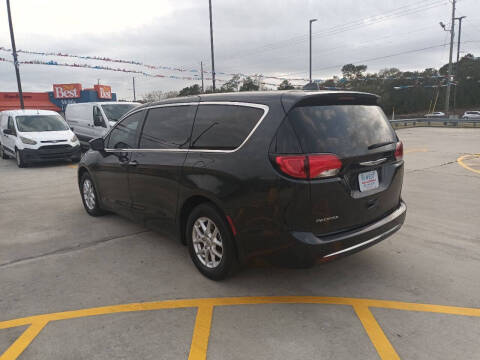 2020 Chrysler Pacifica Touring