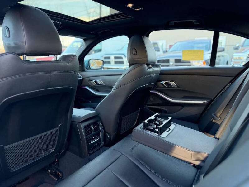 2021 BMW 3 Series 330i