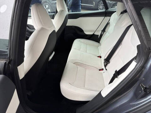 2021 Tesla Model S Plaid