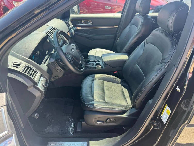 2017 Ford Explorer Limited