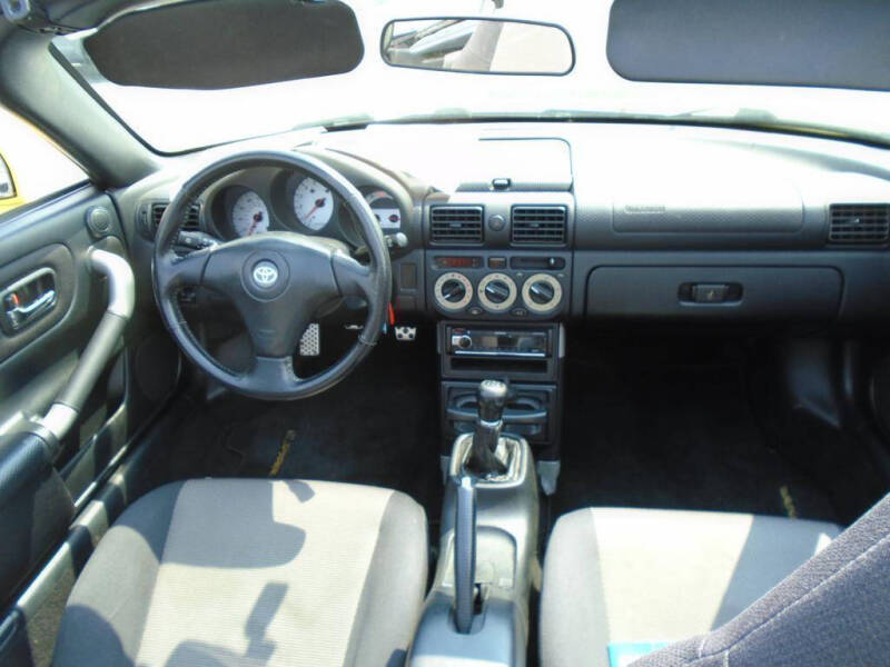 2001 Toyota MR2 Spyder