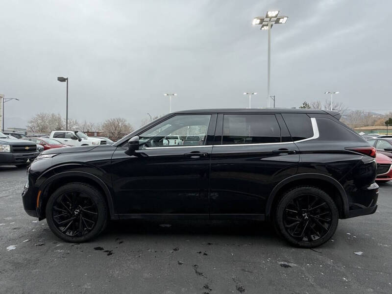 2024 Mitsubishi Outlander SE