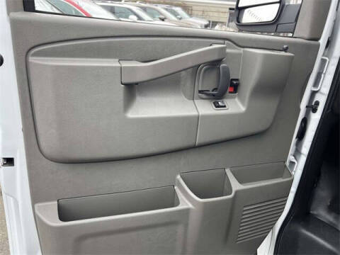 2024 Chevrolet Express 2500