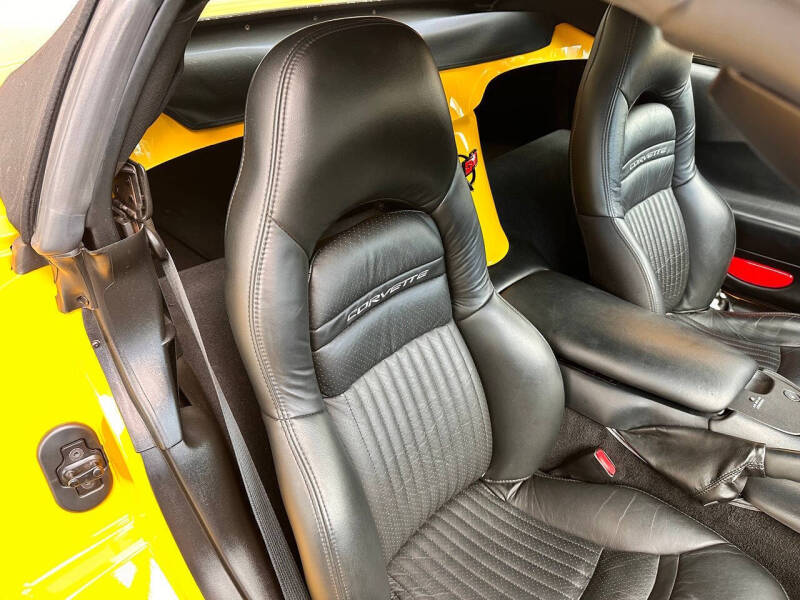 2004 Chevrolet Corvette