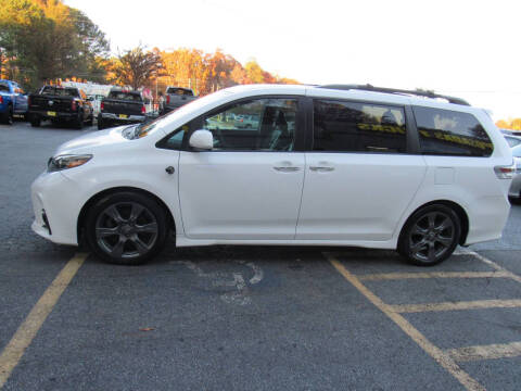 2019 Toyota Sienna SE Premium 8-Passenger
