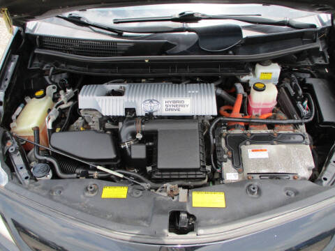 2012 Toyota Prius v Five