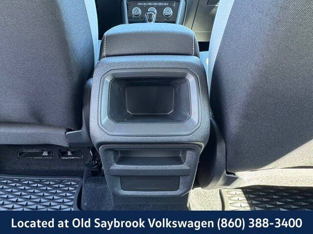 2025 Volkswagen Taos S 4Motion