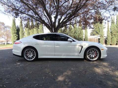 2011 Porsche Panamera 4