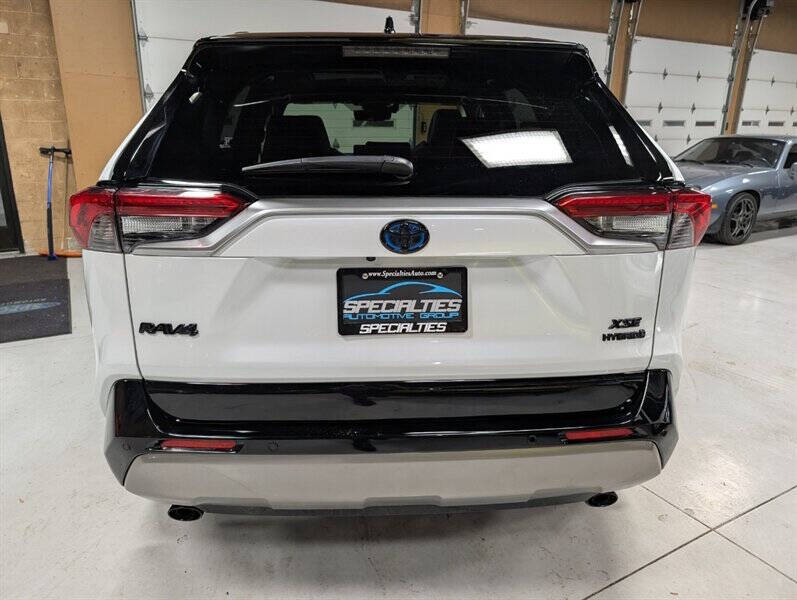 2024 Toyota RAV4 Hybrid XSE
