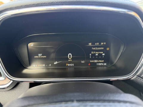 2017 Lincoln Continental Select