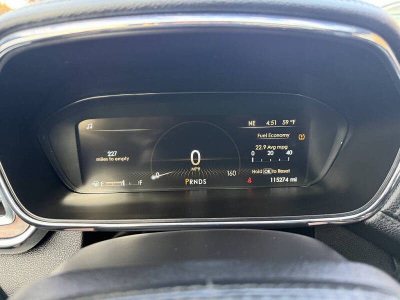 2017 Lincoln Continental Select