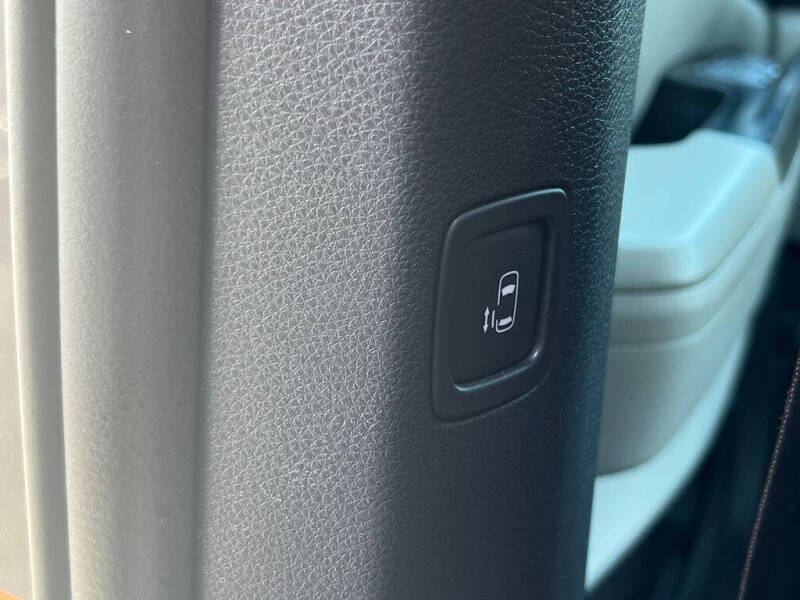 2024 Kia Carnival