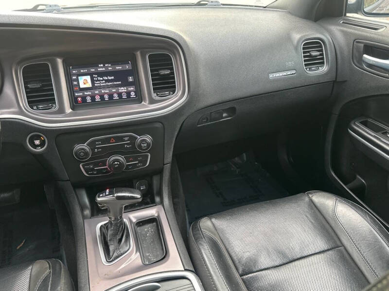 2021 Dodge Charger SXT