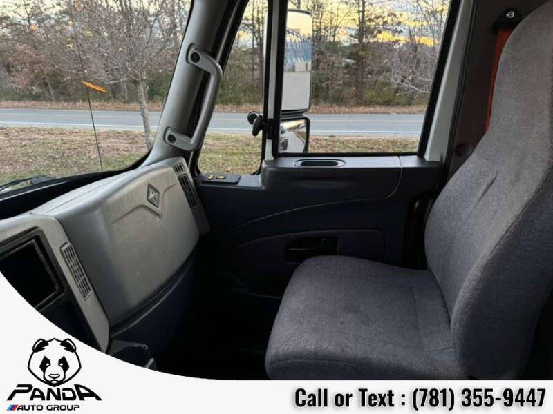 2018 International DuraStar 4300