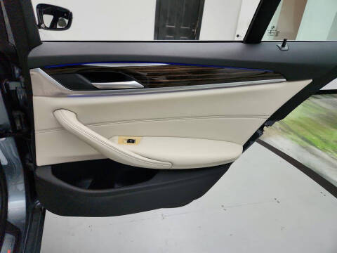 2019 BMW 5 Series 530i