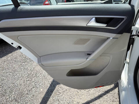 2016 Volkswagen Golf SportWagen TSI S