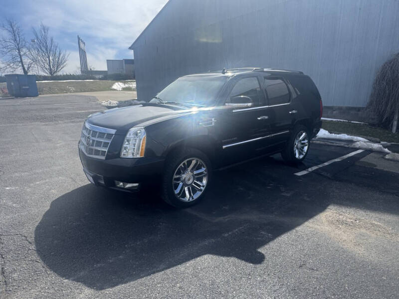 2013 Cadillac Escalade Platinum Edition