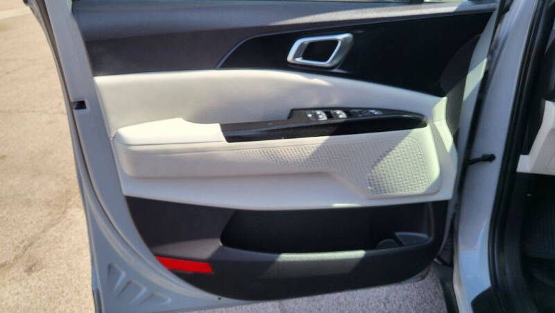 2022 Kia Carnival EX
