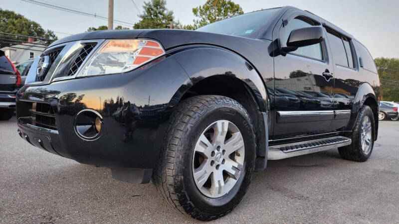 2011 Nissan Pathfinder Silver Edition