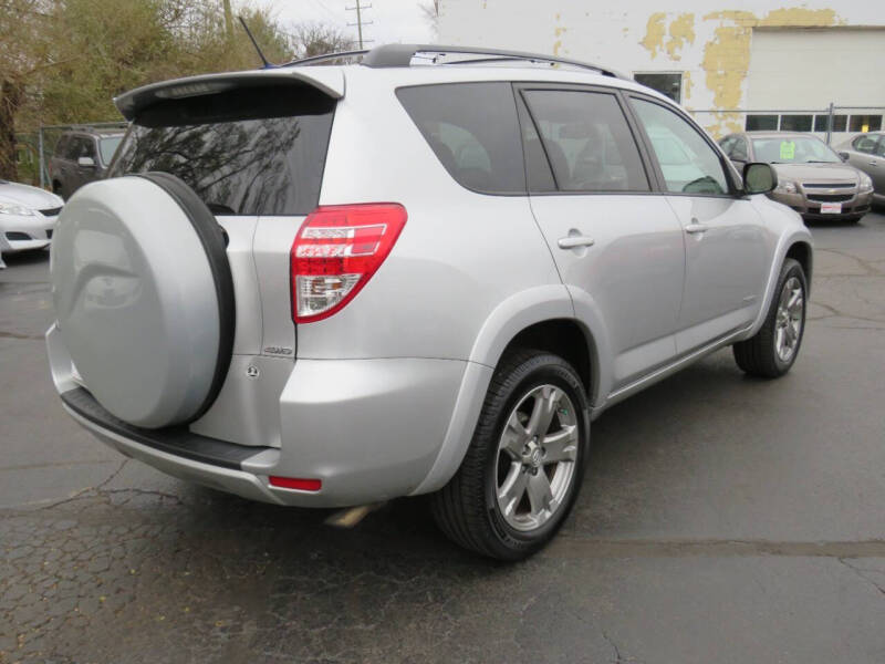 2009 Toyota RAV4 Sport photo 6