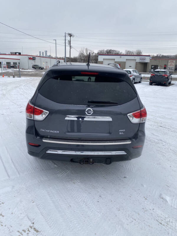 2014 Nissan Pathfinder for sale at Blue Tech Motors in South Saint Paul MN