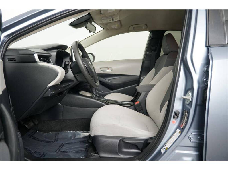 2020 Toyota Corolla Hybrid LE