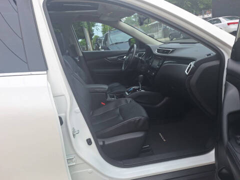 2016 Nissan Rogue SL