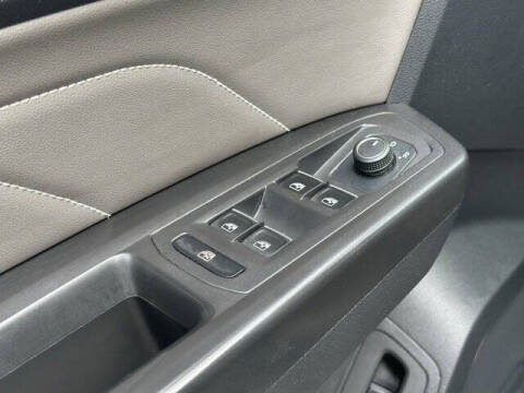 2023 Volkswagen Atlas Cross Sport V6 SEL R-Line Black 4Motion