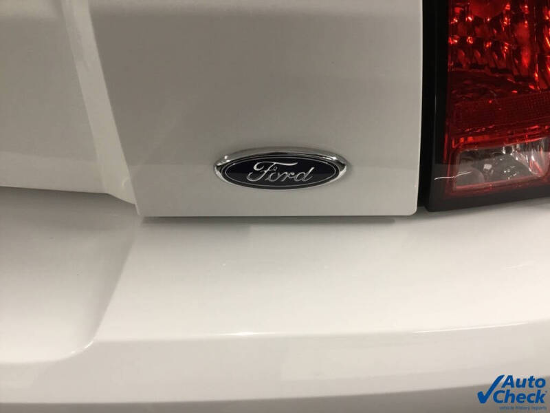 2002 Ford Mustang GT Deluxe