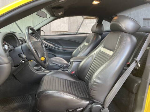 2004 Ford Mustang Mach 1 Premium