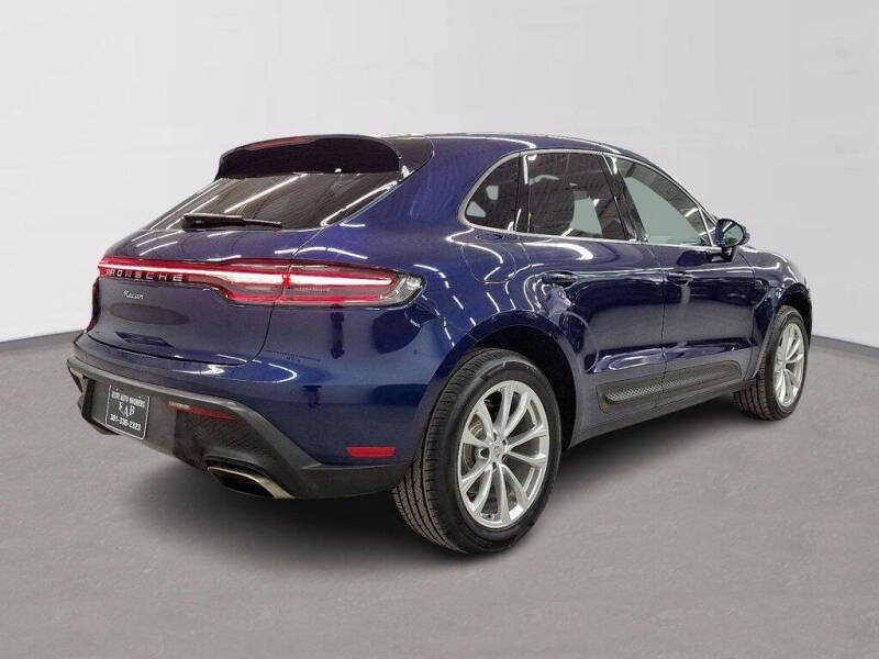 2023 Porsche Macan