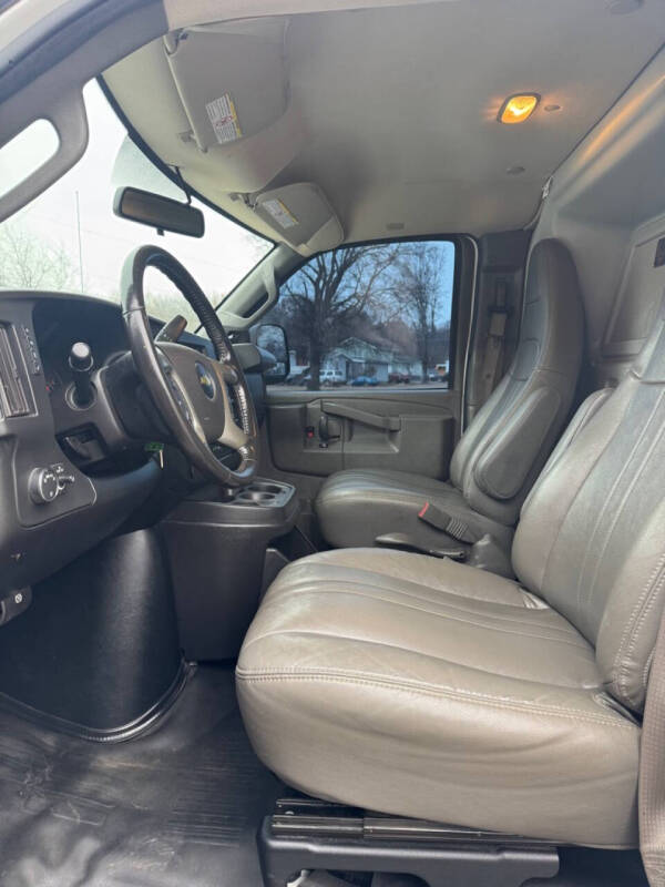 2019 Chevrolet Express 2500