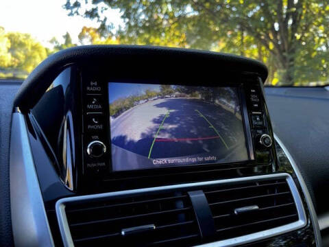 2020 Mitsubishi Eclipse Cross ES