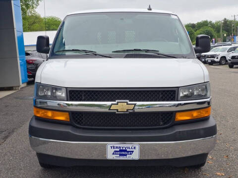 2023 Chevrolet Express 2500