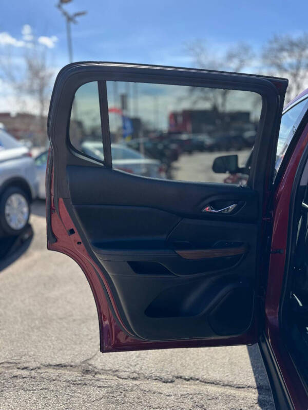 2018 GMC Acadia SLE-2