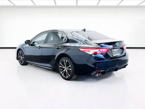 2018 Toyota Camry Hybrid SE