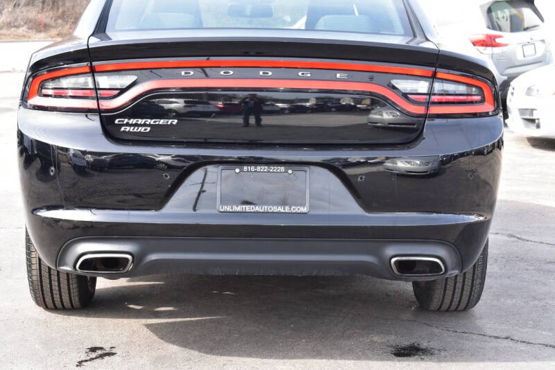 2017 Dodge Charger SE