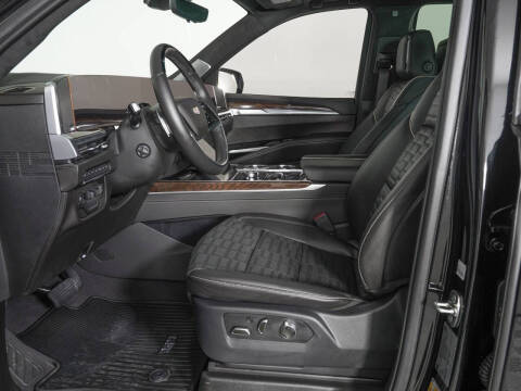 2025 Cadillac Escalade Sport Platinum